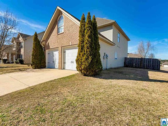 3rd image of 592 Bentmoor Dr