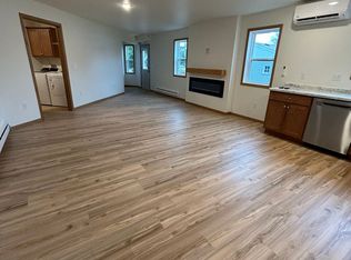 Hoff - 28 - Chase, La Crosse, WI 54601
