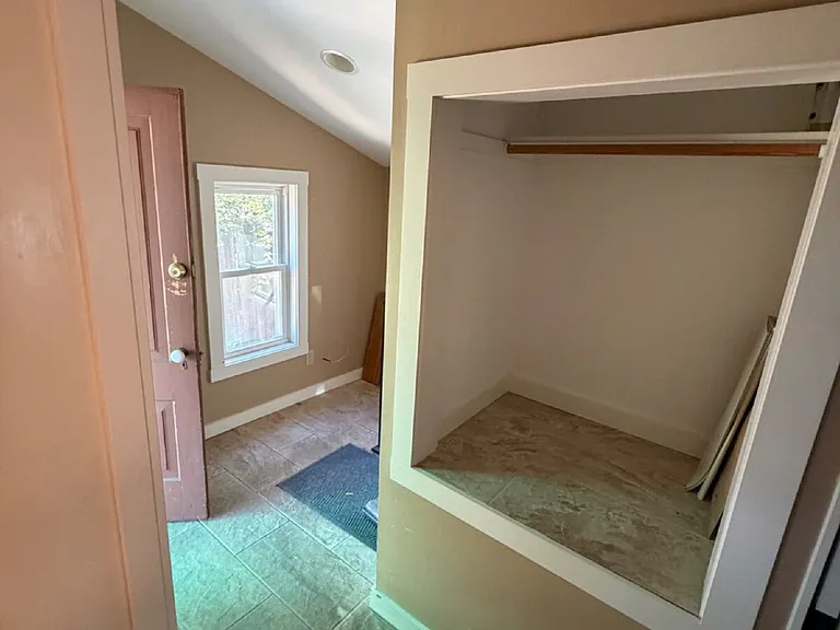 116 S Church Ave — Photo 6
