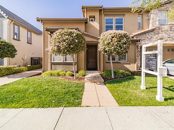 3rd image of 1393 Thornbury Ln