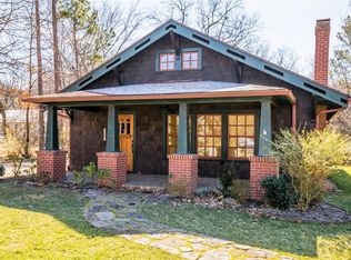 523 E Rebecca St, Fayetteville, AR 72701