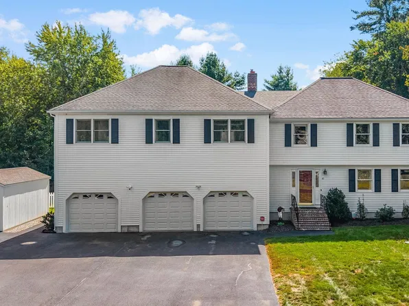 43 Fieldcrest Dr, East Bridgewater, MA 02333