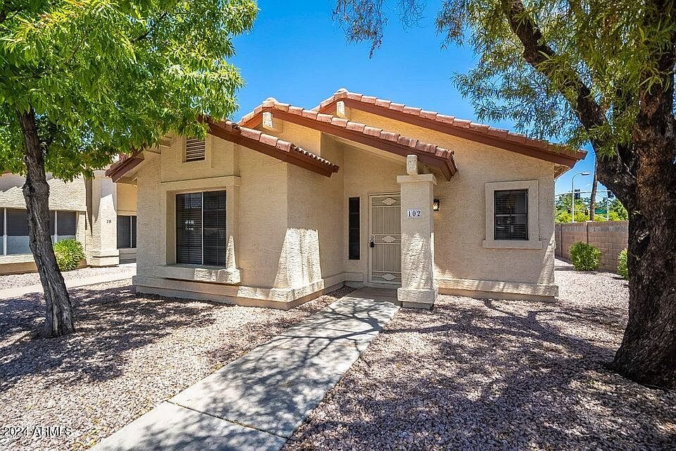 1st image of 1120 N VAL VISTA Drive #102
