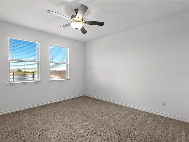 500 Stinchcomb Rd — Photo 31