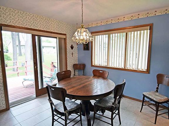 Inviting Dinette Area