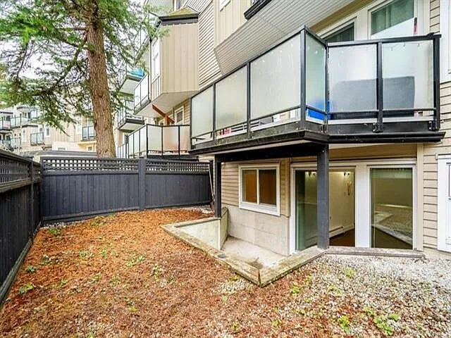 1850 Southmere Cres E #8 — Photo 18