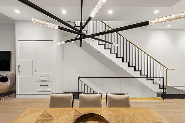 Sold by Compass | media 6