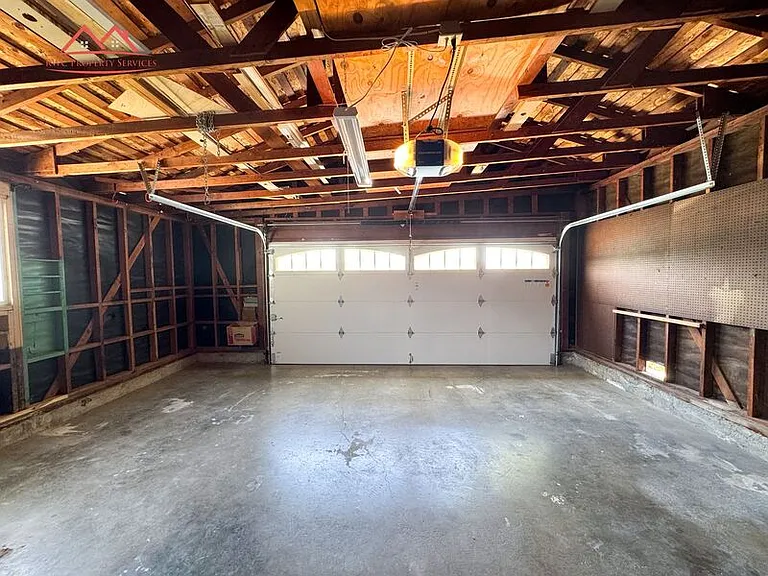 15001 Ridgetop Dr — Photo 22
