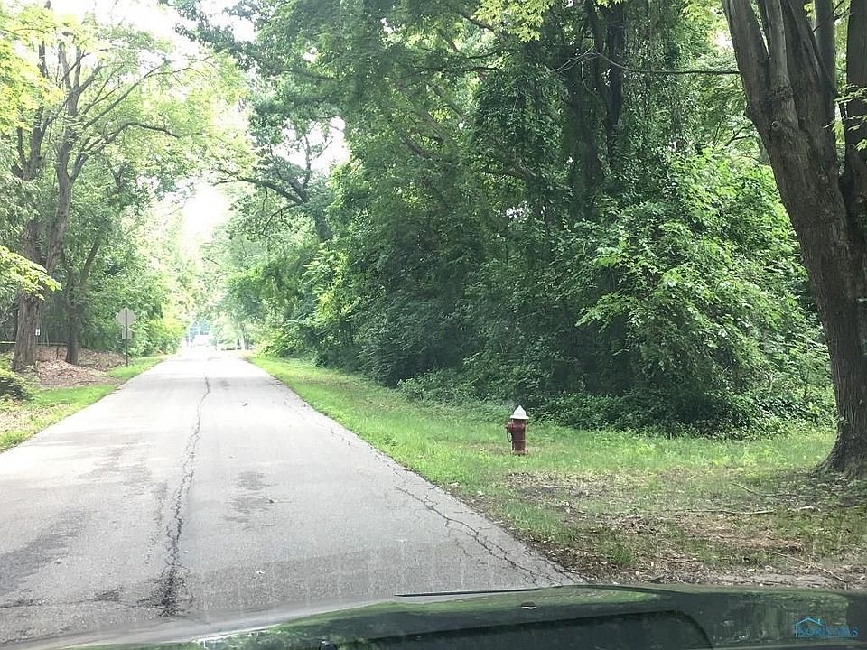 2nd image of 6019 Meade Rd