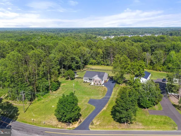 3283 Flat Run Rd, Locust Grove, VA 22508