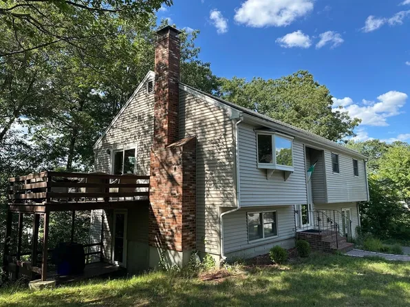 15 Curlew St, West Roxbury, MA 02132