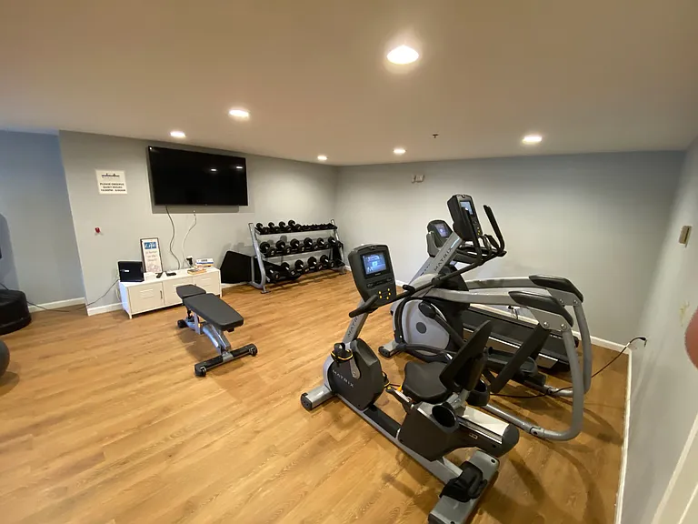 750 Highland Ave #1 — Photo 9