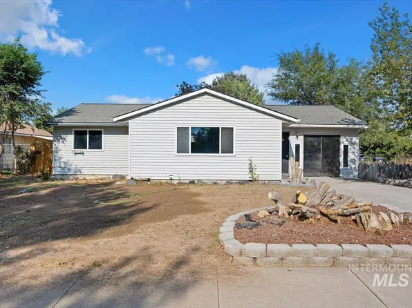 332 S Wendell St, Wendell, ID 83355