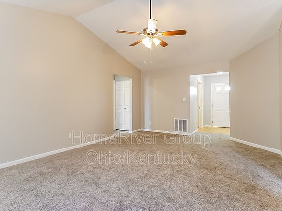 2nd image of 924 Hathaway Dr