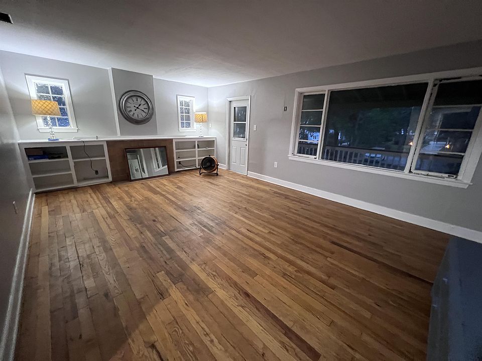 1st image of 606 Faulkner St #1
