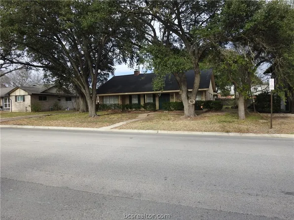 1103 Glade St, College Station, TX 77840