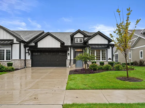 4675 98th St Unit 60, Pleasant Prairie, WI 53158