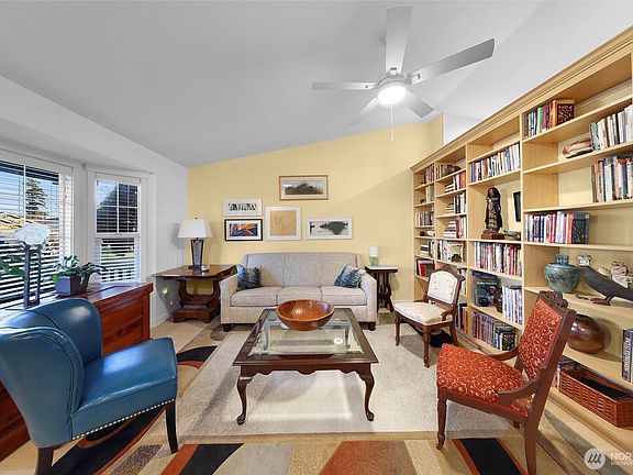 4th image of 1435 Fruitland Drive