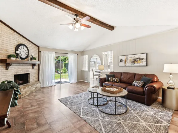 7516 Acapulco Rd, Fort Worth, TX 76112