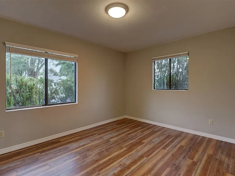 846 Prescott Heights Dr — Photo 19