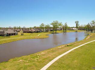 82 Rue Fraise, Zachary, LA 70791