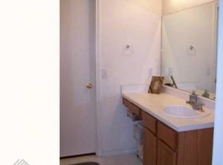 808 Stewart Dr, Hutto, TX 78634