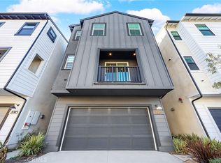 2089 Caleigh Ln, Costa Mesa, CA 92627