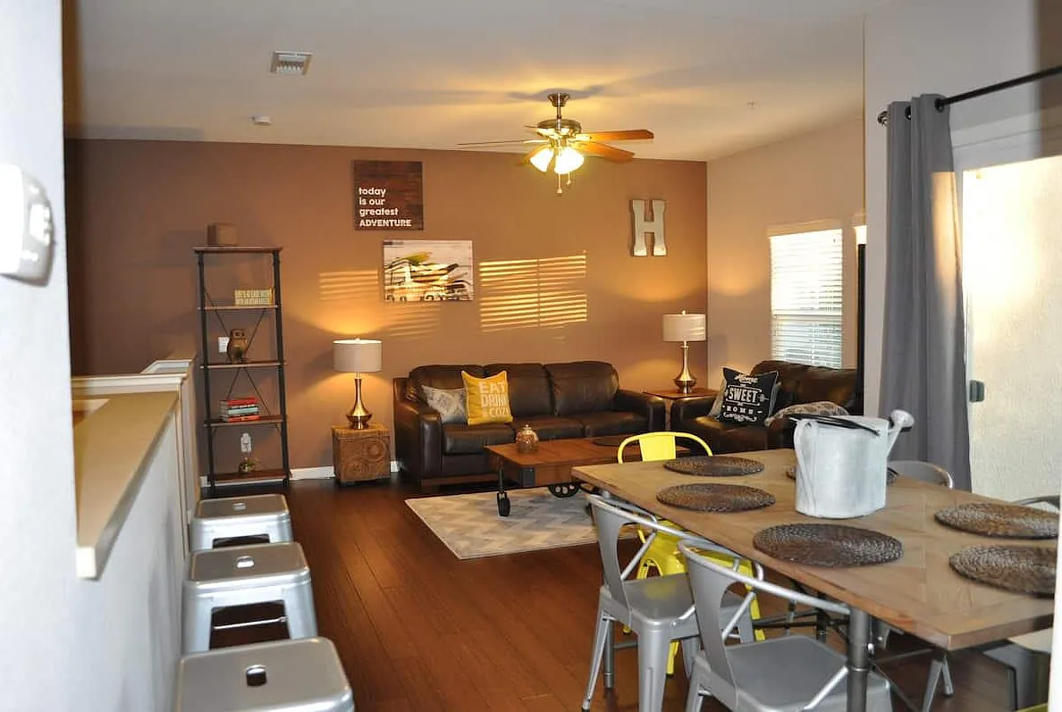 311-3001 N Park Dr — Photo 3