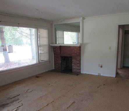 1st image of 303 Church St