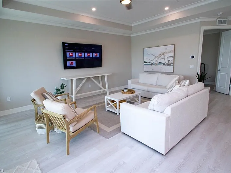 251 Indies Dr E #202 — Photo 17