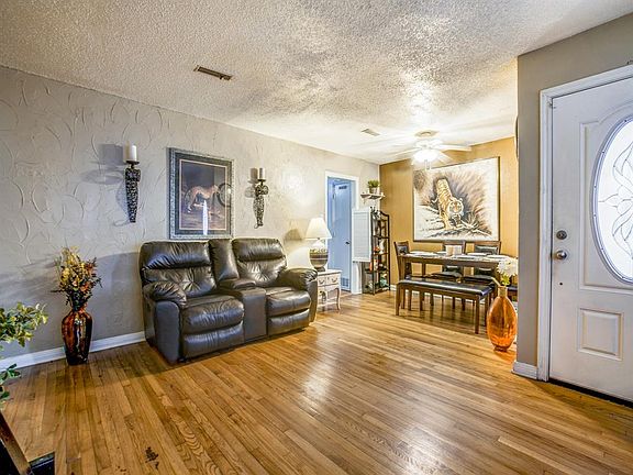 5th image of 808 Holly Dr