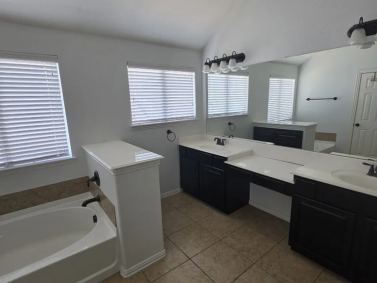 1320 Wheatear Dr — Photo 9