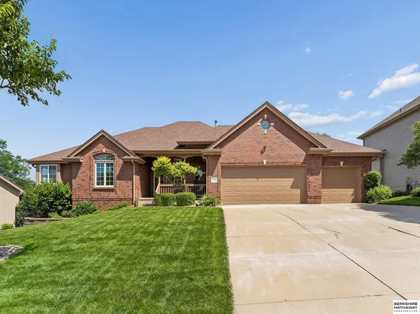 15110 Sahler St, Omaha, NE 68116