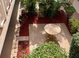 (Undisclosed Address), Hallandale, FL 33009