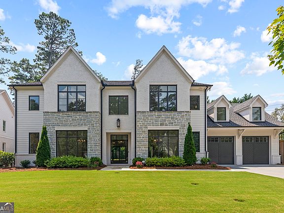 2nd image of 4550 Jolyn Pl