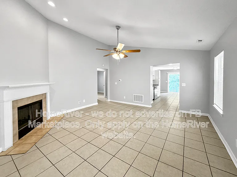 4118 Candy Apple Blvd — Photo 3