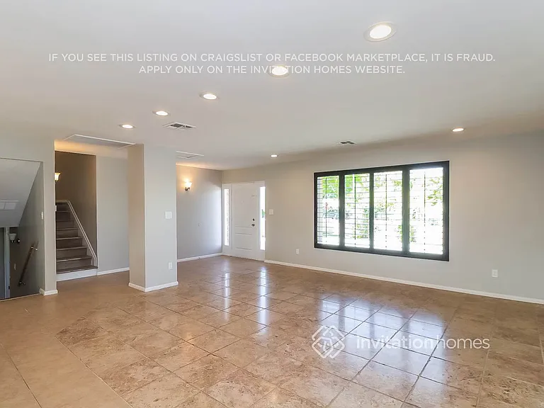 213 E Carson Cir — Photo 4