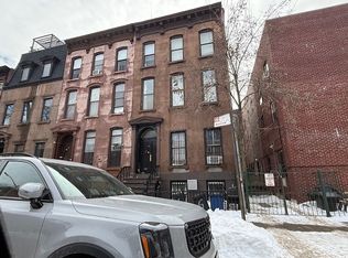 6 Monroe St, Brooklyn, NY 11238