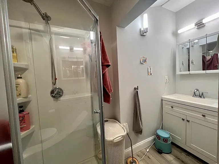 83 W Cedar St #1 — Photo 4