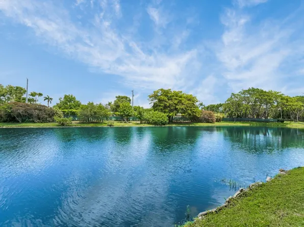 8829 Bella Vista Drive #282, Boca Raton, FL 33433