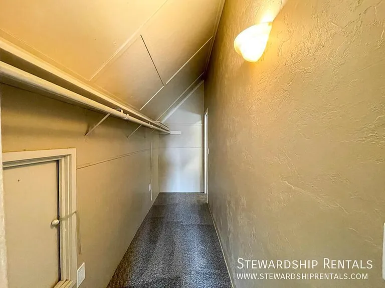 1825 Harris St #11 — Photo 11
