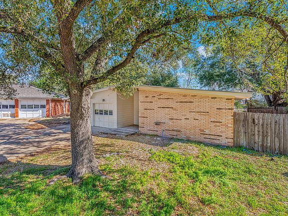 3rd image of 1314 Timm Dr
