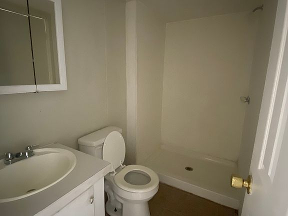 4th image of 1616 Lackey St