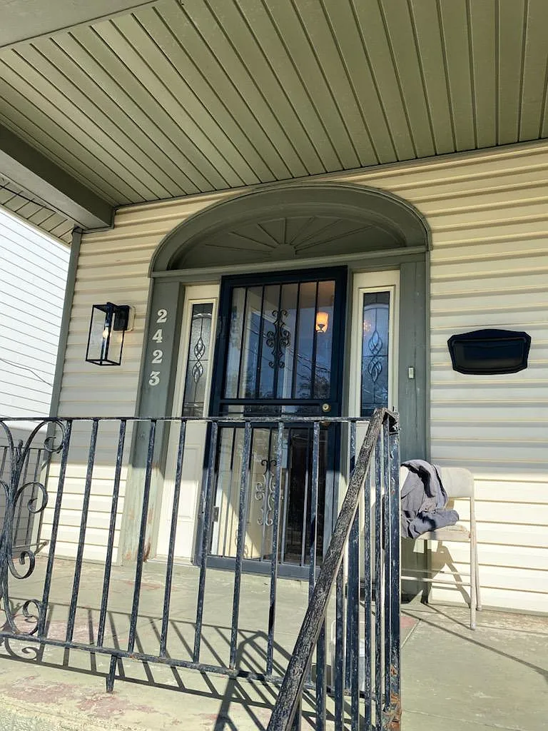3 bed, 1100 sqft, $1,500 — Photo 3