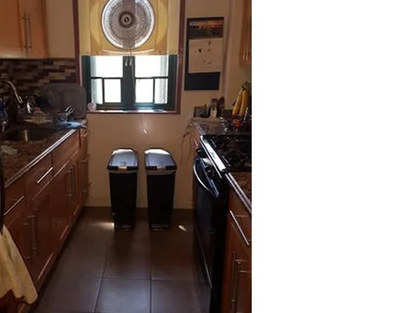 1 Metropolitan Oval APT 4C, Bronx, NY 10462