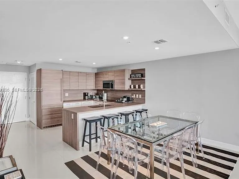 400 Sunny Isles Blvd #2021 — Photo 9