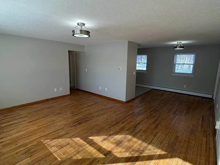 25 Mountain Laurel Dr — Photo 3