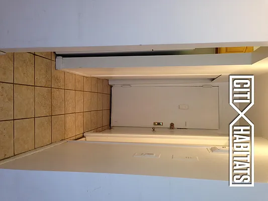 Rented by Citi Habitats | media 6