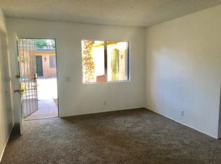 1745 E Arenas Rd APT 11, Palm Springs, CA 92262