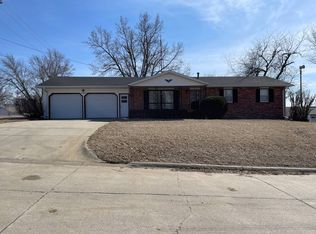 1015 Logan St, Pender, NE 68047